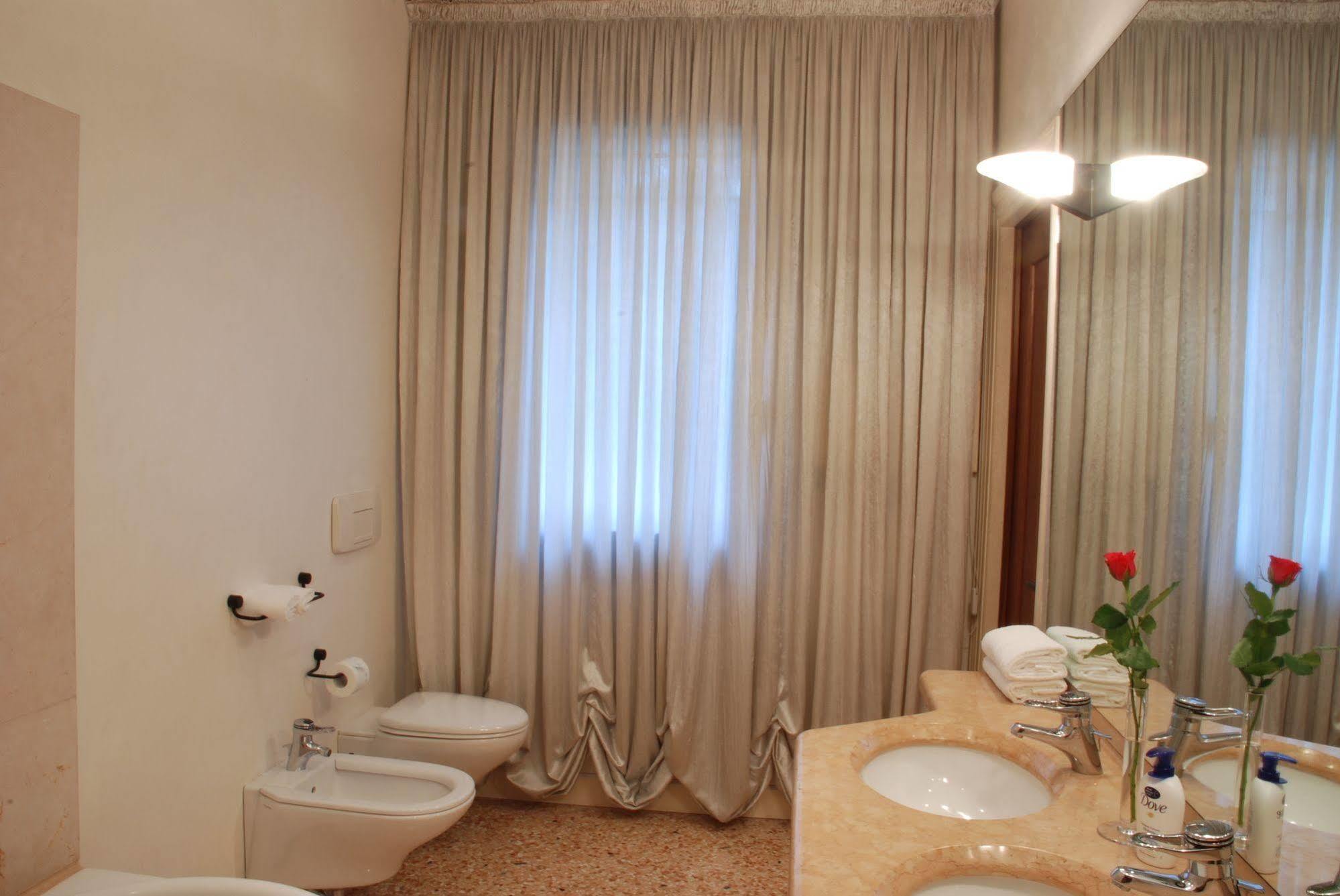 Locazione Turistica Gioia Bed & Breakfast Padova Exterior photo