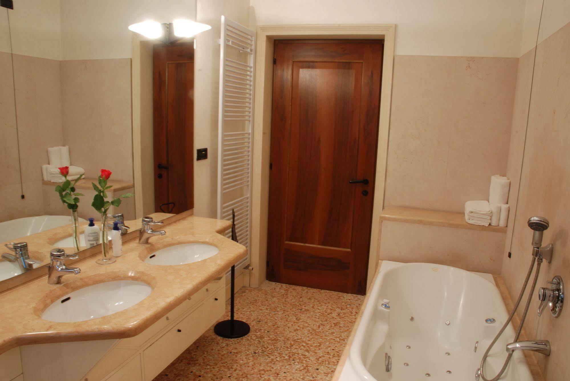 Locazione Turistica Gioia Bed & Breakfast Padova Exterior photo