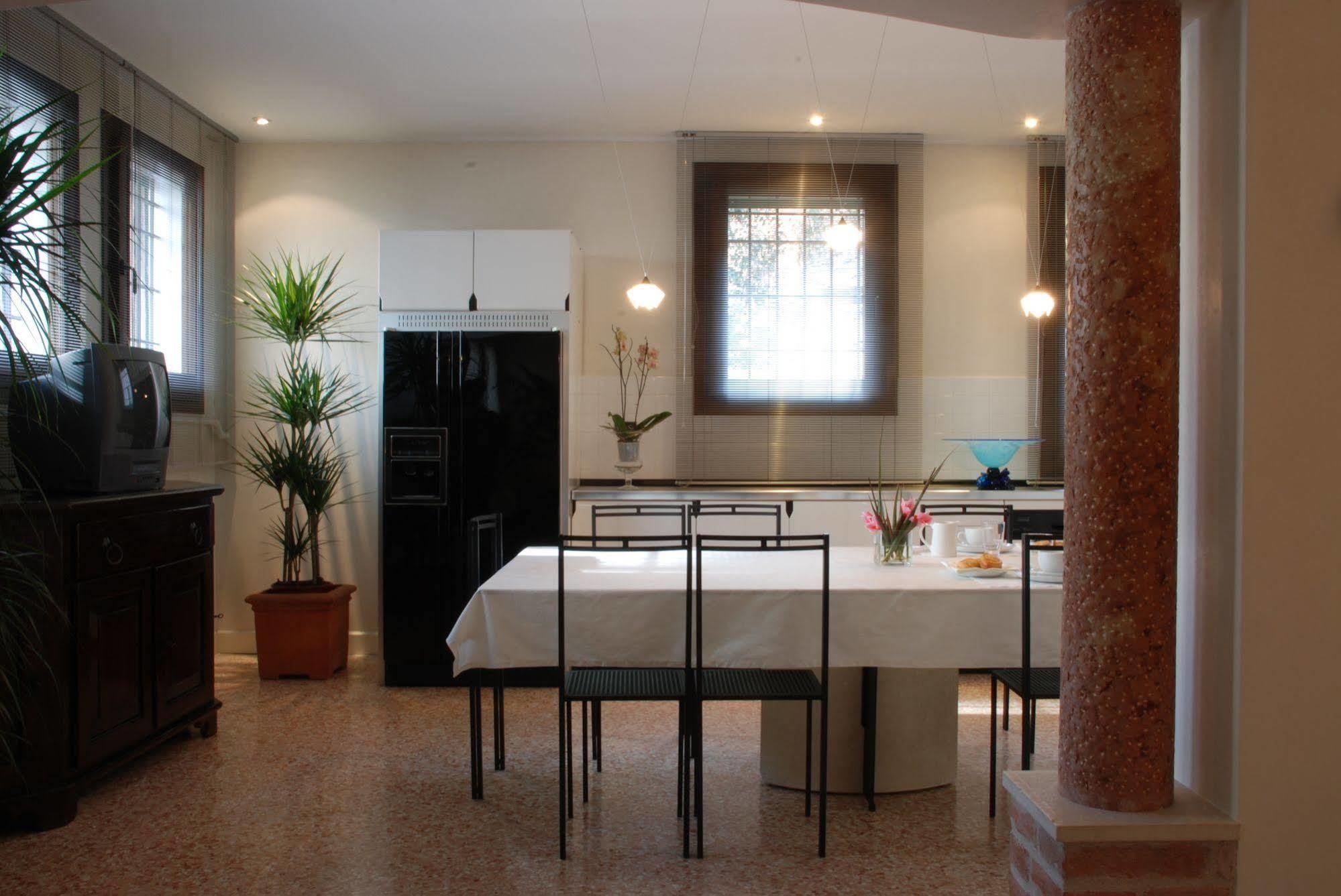 Locazione Turistica Gioia Bed & Breakfast Padova Exterior photo